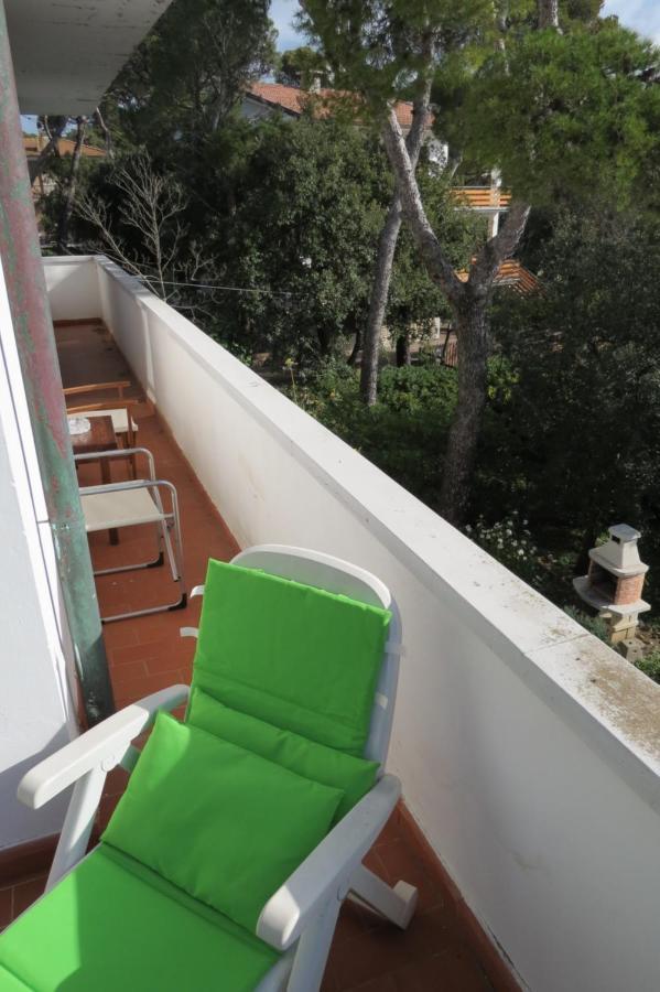 Bellavista Beachfront Apartments Quercianella Buitenkant foto
